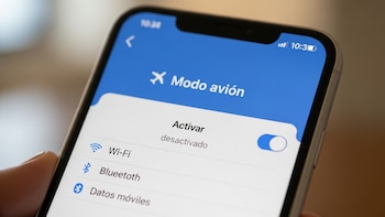 Si no pones el modo avión en un vuelo no se caerá la aeronave, pero pasarán estas dos cosas