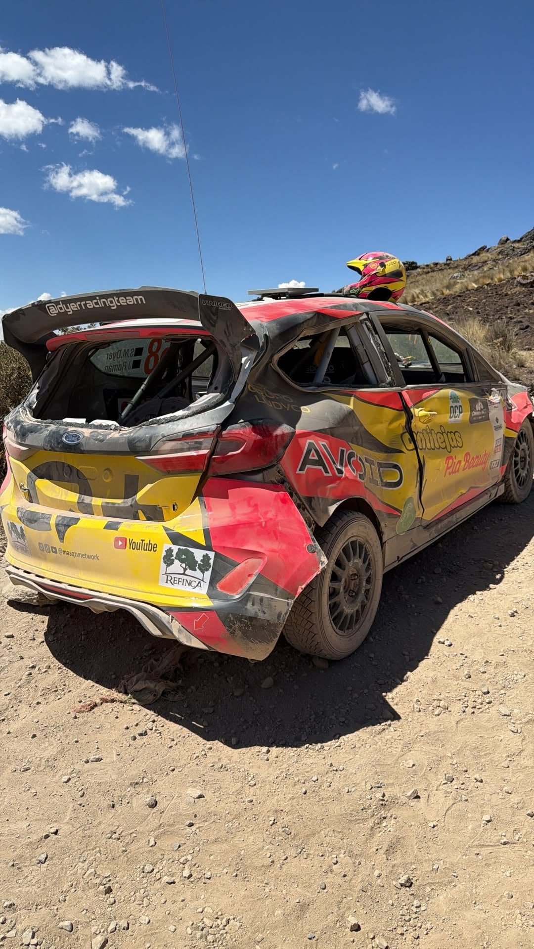 Samuel Dyer Copello mostró cómo quedó su automóvil luego del accidente durante el Rally Caminos del Inca 2026.