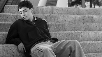 Quién es 008RACCA, el joven mexicano que conquista las listas musicales con el sencillo viral ‘Amantes’