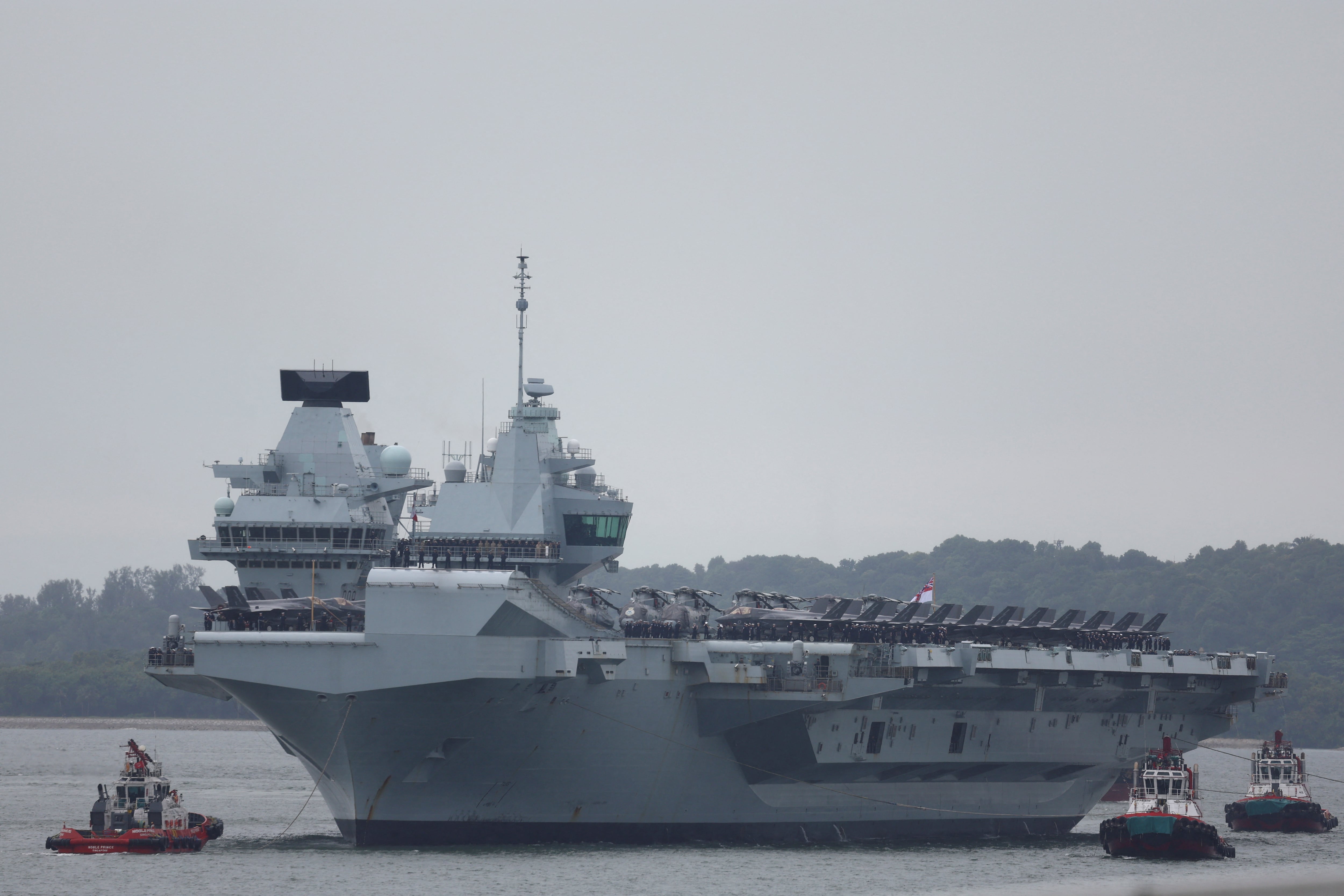 El Reino Unido desplegó al portaaviones Príncipe de Gales en el Ártico para reforzar la seguridad de Groenlandia