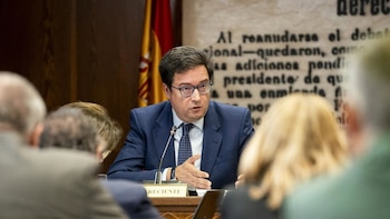 Óscar López defiende a Sánchez