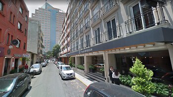 El gerente y la recepcionista