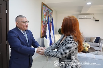 Honduras y El Salvador refuerzan