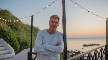 “Mi casita cerquita del mar”: Patricio Giménez Aubert celebró sus 51 y estrenó su hogar soñado