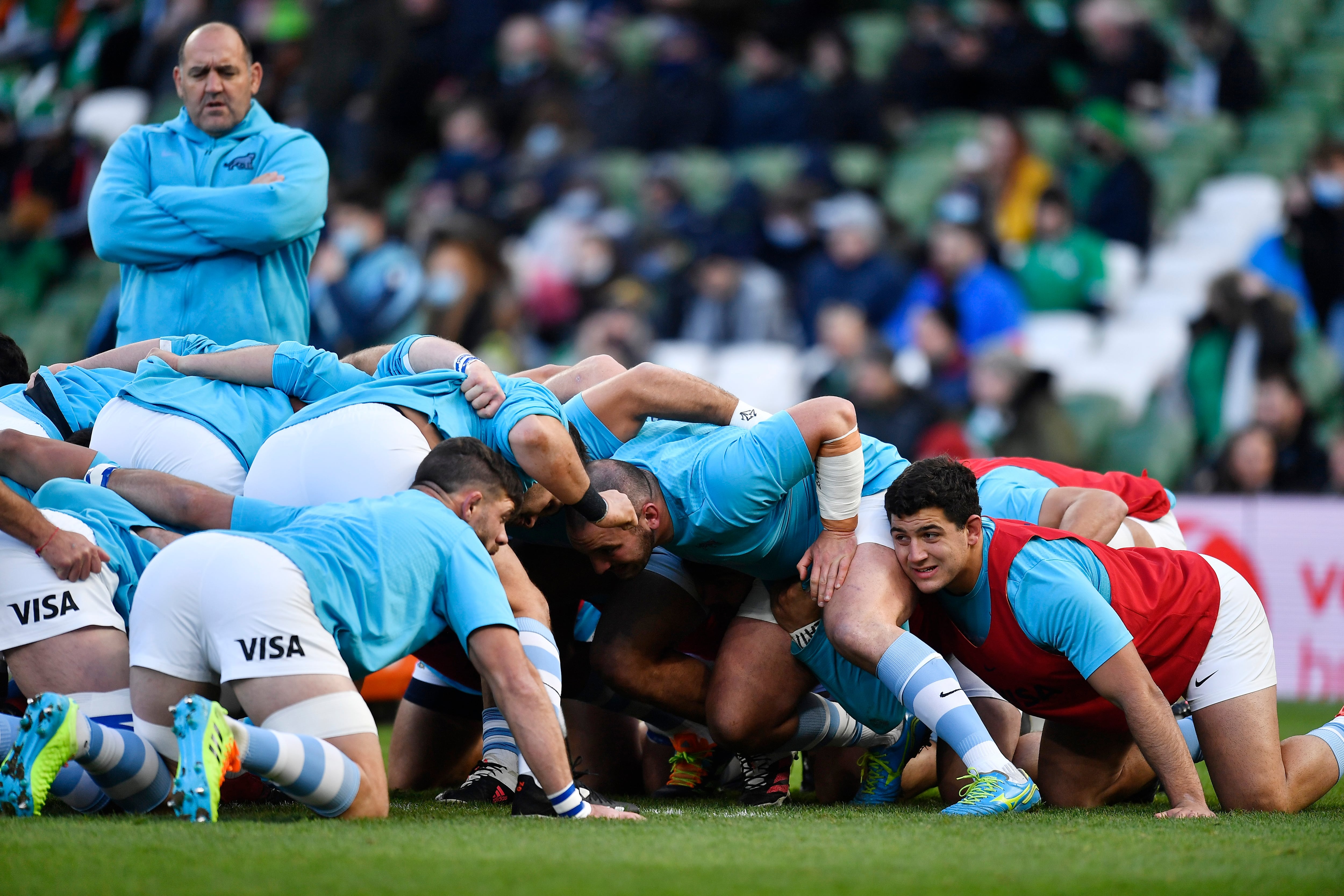 Mario Ledesma con el scrum de Los Pumas (REUTERS/Clodagh Kilcoyne)