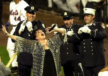 Béisbol, fútbol americano y duelo: el difícil regreso del deporte a Nueva York después del 11 de septiembre