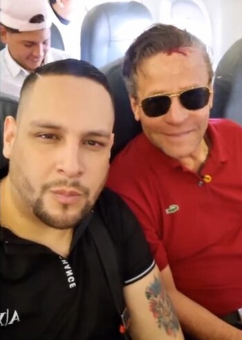 Alfredo Adame golpeado