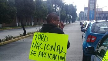 Operadores de Uber en la