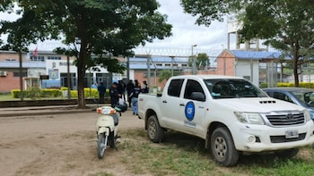 Asesinaron a puñaladas a un preso en una cárcel de Salta y hay dos internos bajo sospecha