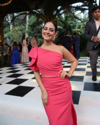 Priscila Espinoza dice que cae bien en la vida real.