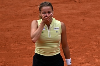 Maja Chwalinska atraviesa el mejor momento de su carrera y se convirtió en una de las grandes revelaciones de Roland Garros tras alcanzar las semifinales (Crédito: AP Foto/Emma Da Silva)