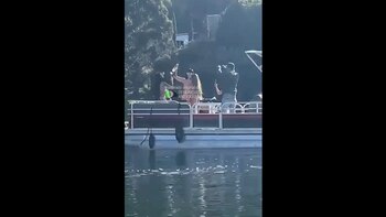 Captan en video a mujeres