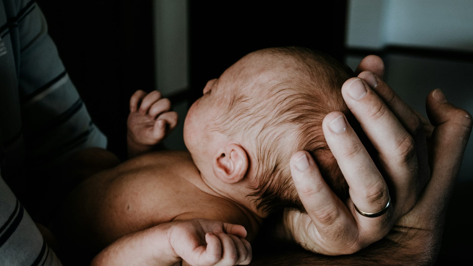 Una bebé recién nacida. (Unsplash)