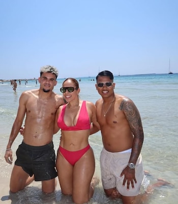 Ella es la suegra de