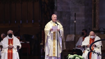 El obispo de Mallorca apoya al Papa León XIV frente a las críticas de Trump