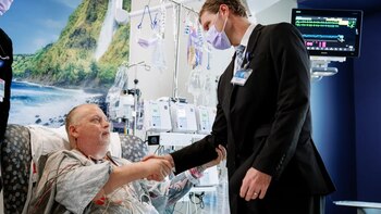 El doctor David Lott lideró