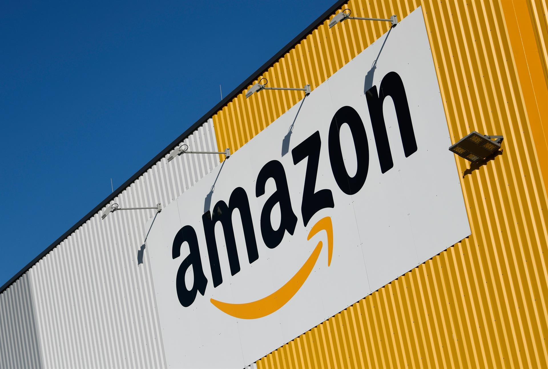 Los clientes elegibles de Amazon Prime pueden recibir hasta USD 200 si fueron afectados por prácticas de inscripción y cancelación irregulares.