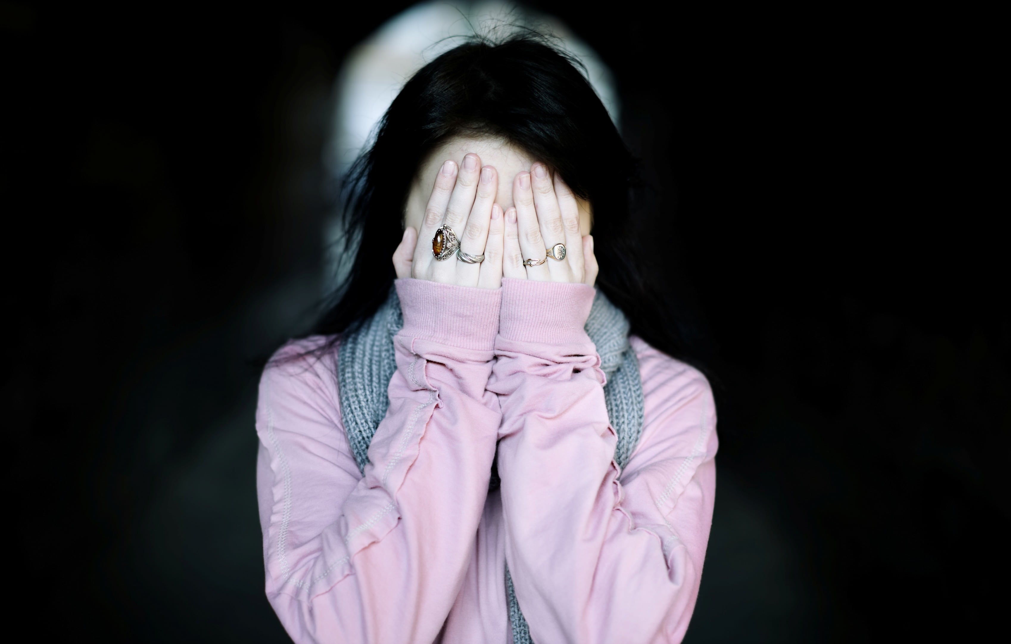 La ciudad enfrenta dos casos consecutivos de mujeres halladas sin vida, lo que incrementa la presión sobre las autoridades para esclarecer los hechos y fortalecer la protección frente a la violencia de género - crédito Colprensa