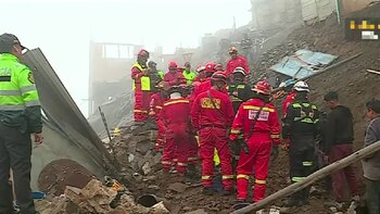 Bomberos buscan a menor (Latina
