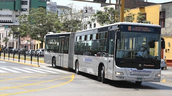Metropolitano busca salir de etapa preoperativa: ATU plantea compra de casi 600 buses nuevos. (Foto: Agencia Andina)