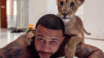 Memphis Depay publicó fotos con