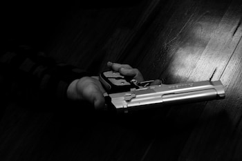 Uno de los disparos impactó