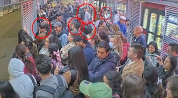 Los hoy detenidos se valían de los tumultos que se formaban en la estación Calle 76 de Transmilenio debido al alto flujo de usuarios durante la hora pico - crédito Secretaría de Seguridad