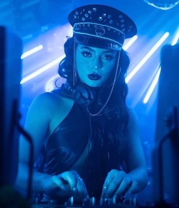 María José Vargas interpretará a Valentina Trespalacios en una película dirigida por Liliana Bocanegra - crédito foto tomada de @lilibocanegra @zeppelin.studio.latam ( Zeppelin Studio) - Prime Video