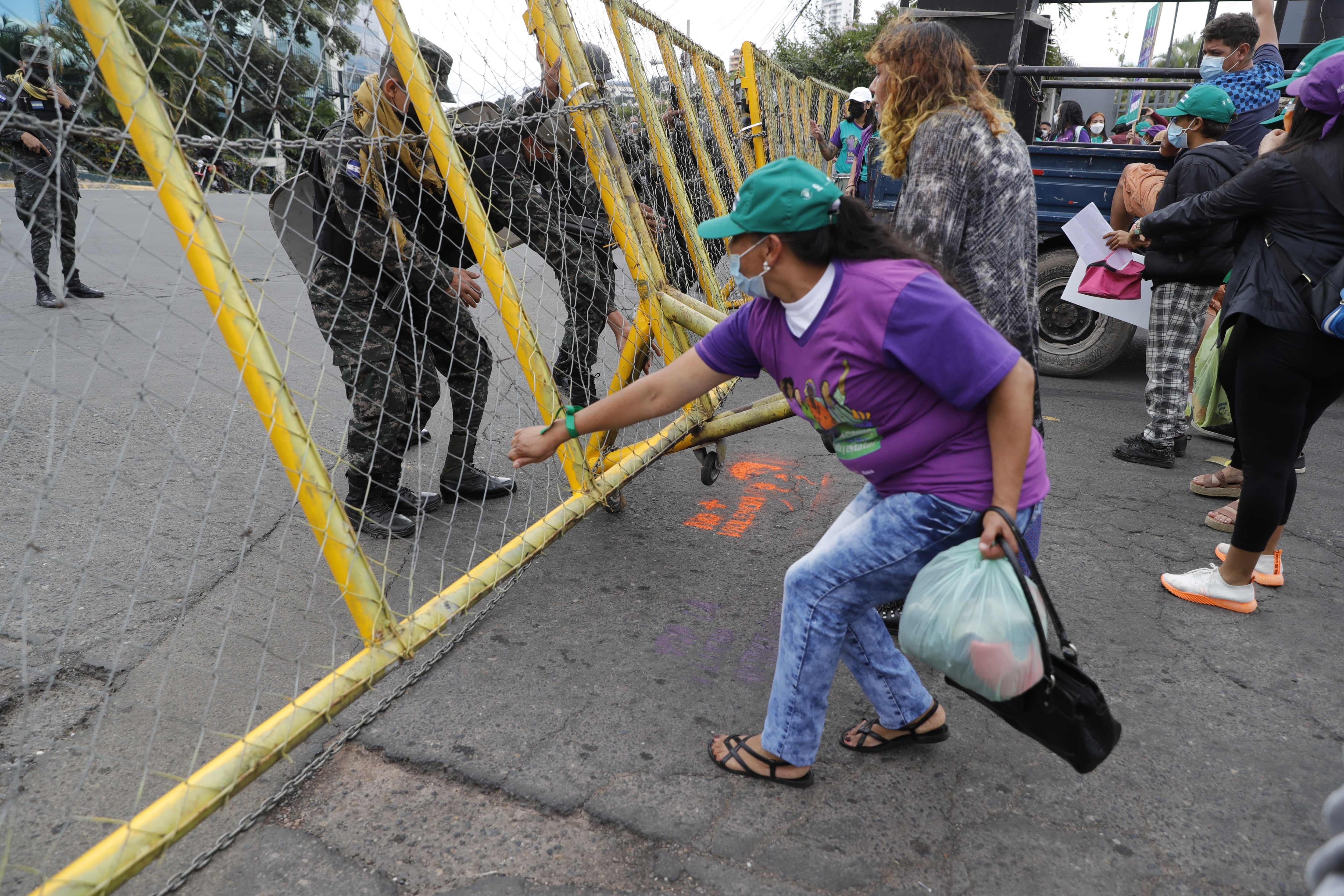 María José Gálvez señaló que existen señales previas de riesgo como amenazas y agresiones antes de un homicidio. EFE/ Gustavo Amador