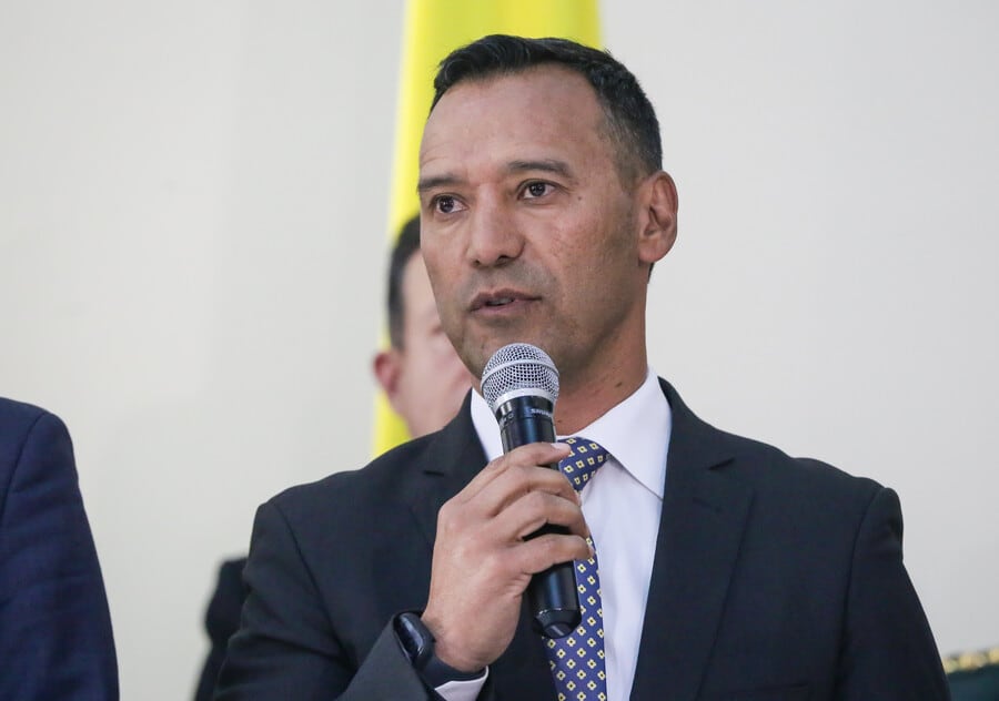 Piden la presencia del Esmad para evitar bloqueos y actos vandálicos durante la posesión presidencial de Abelardo de la Espriella en Cali: esto dijo el ministro de Defensa