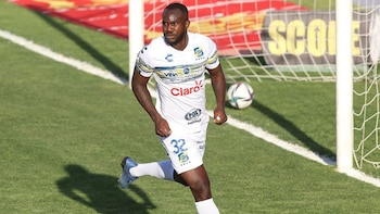 Cecilio Waterman pasó por duras