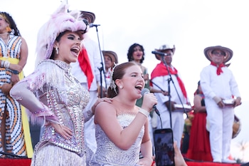 La presencia institucional en la capital española busca proyectar al Carnaval de Barranquilla como un motor de turismo e intercambio cultural. A su aparición con Shakira se sumará su próxima aparición en el Desfile de la Hispanidad - crédito cortesía Carnaval de Barranquilla