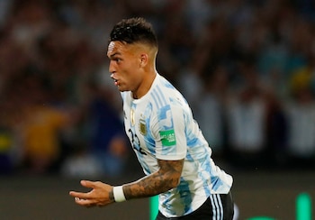 Soccer Football - World Cup - South American Qualifiers - Argentina v Colombia - Estadio Mario Alberto Kempes, Cordoba, Argentina - February 1, 2022 Argentina's Lautaro Martinez celebrates scoring their first goal REUTERS/Agustin Marcarian