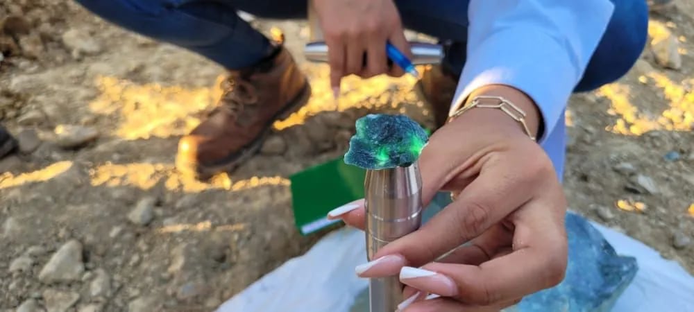 La minería ilegal de jade en la Sierra de las Minas reúne intereses del narcotráfico local, grupos asiáticos y funcionarios estatales. (MP)