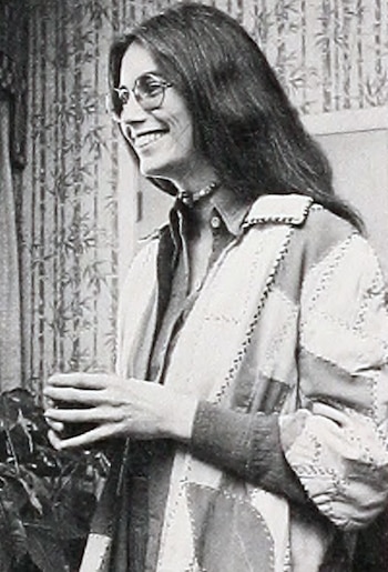 El encuentro entre Tina y Gram Parsons en un bar de Washington, D.C. marcó el punto de inflexión en la trayectoria artística de Harris (Wikimedia)