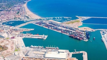 Interceptan en Valencia casi tonelada y media de cocaína en un ferry procedente de Ibiza