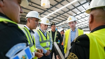 Extradiciones, narcotráfico y cooperación en Centroamérica: la gira de Robert S. Allison en Guatemala tras 32 capturas rumbo a tribunales de Estados Unidos