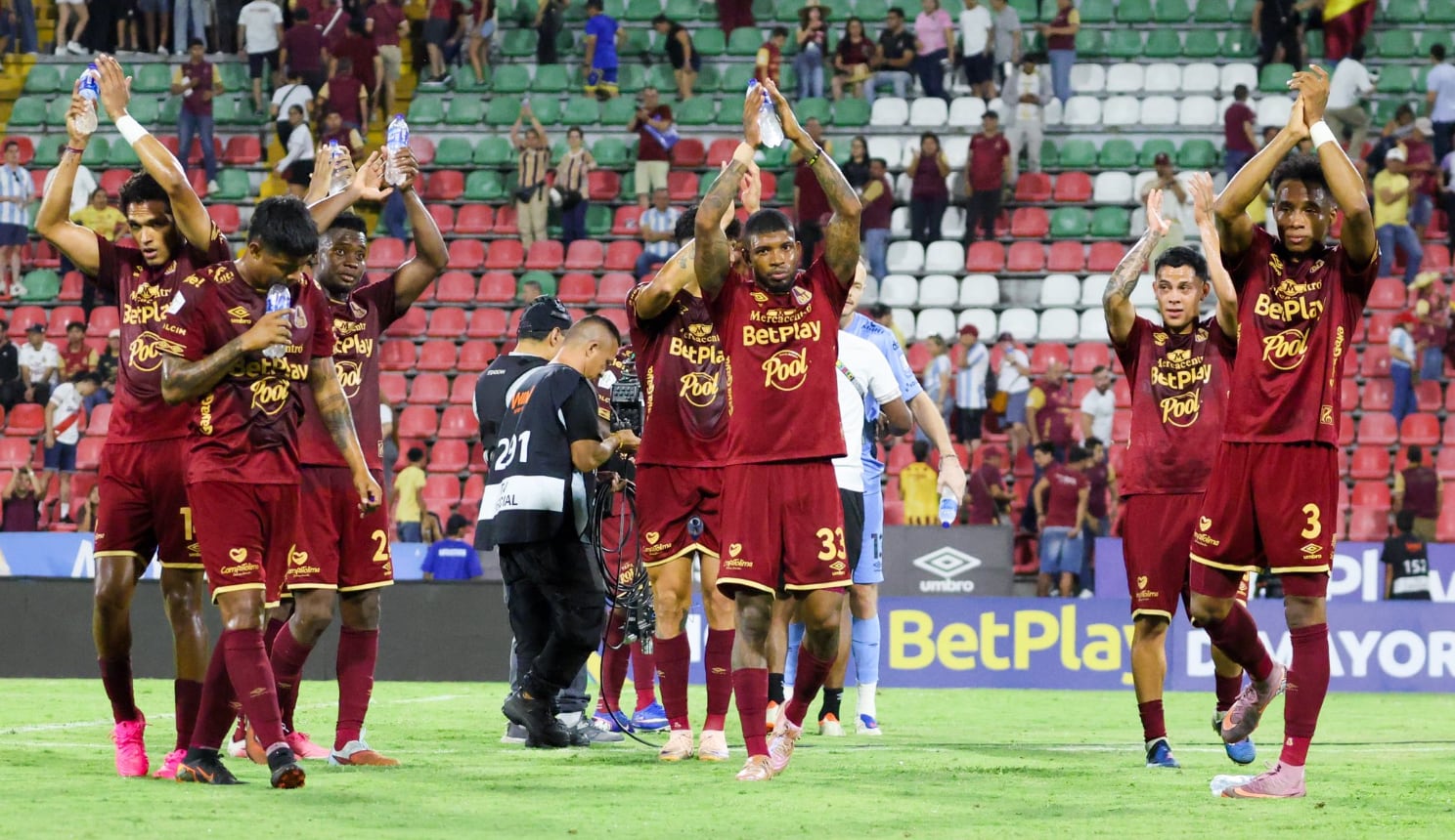 Tolima iba a ser uno de los clubes que reanudaría el fútbol colombiano tras el terremoto del 10 de agosto - crédito Deportes Tolima