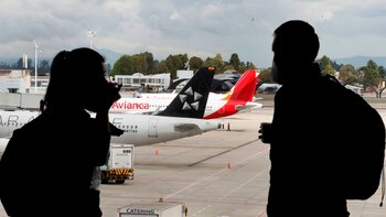 Aeropuerto El Dorado presenta retrasos