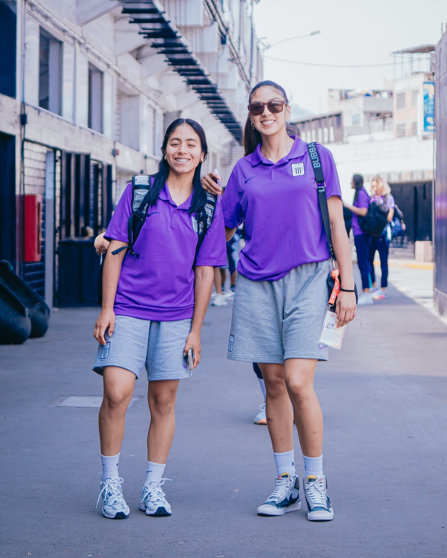 La delegación de Alianza Lima se alista para arribar a Villa El Salvador de cara al duelo con Regatas Lima. - créditos: Alianza Lima vóley