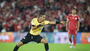 La “Ley Vinicius” llegó al fútbol colombiano: estas son las nuevas normas para el arbitraje en el país