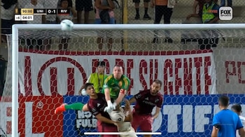 José Rivera fue a disputar