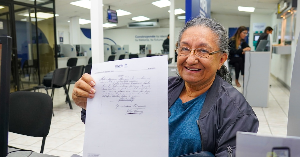 ¿Cuánto cuesta la partida de nacimiento autenticada tras los últimos cambios en El Salvador?