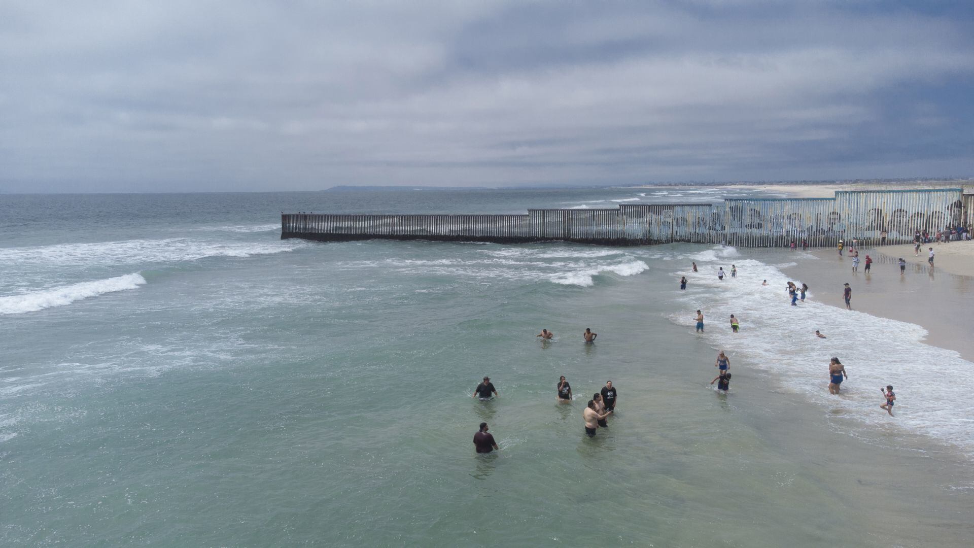 Mientras unas regiones se preparan para el frío y las lluvias, otras enfrentarán temperaturas sofocantes. (Cuartoscuro)
