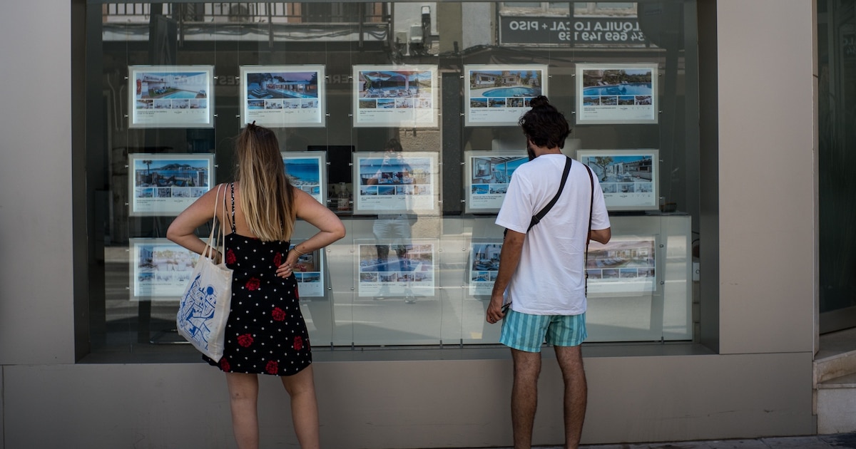 VENTA DE INMUEBLES: Recuperación en Marzo, Crédito Hipotecario en Baja