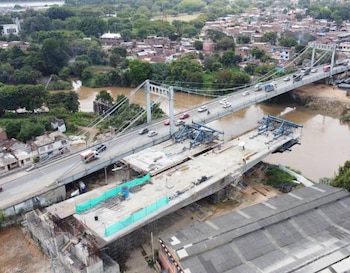 El puente de Juanchito se
