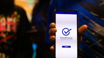 El Salvador: Banca móvil y