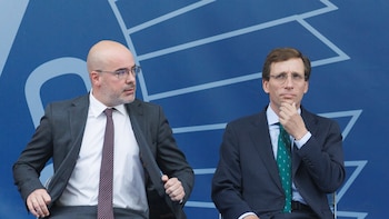 Almeida pidió una reunión a