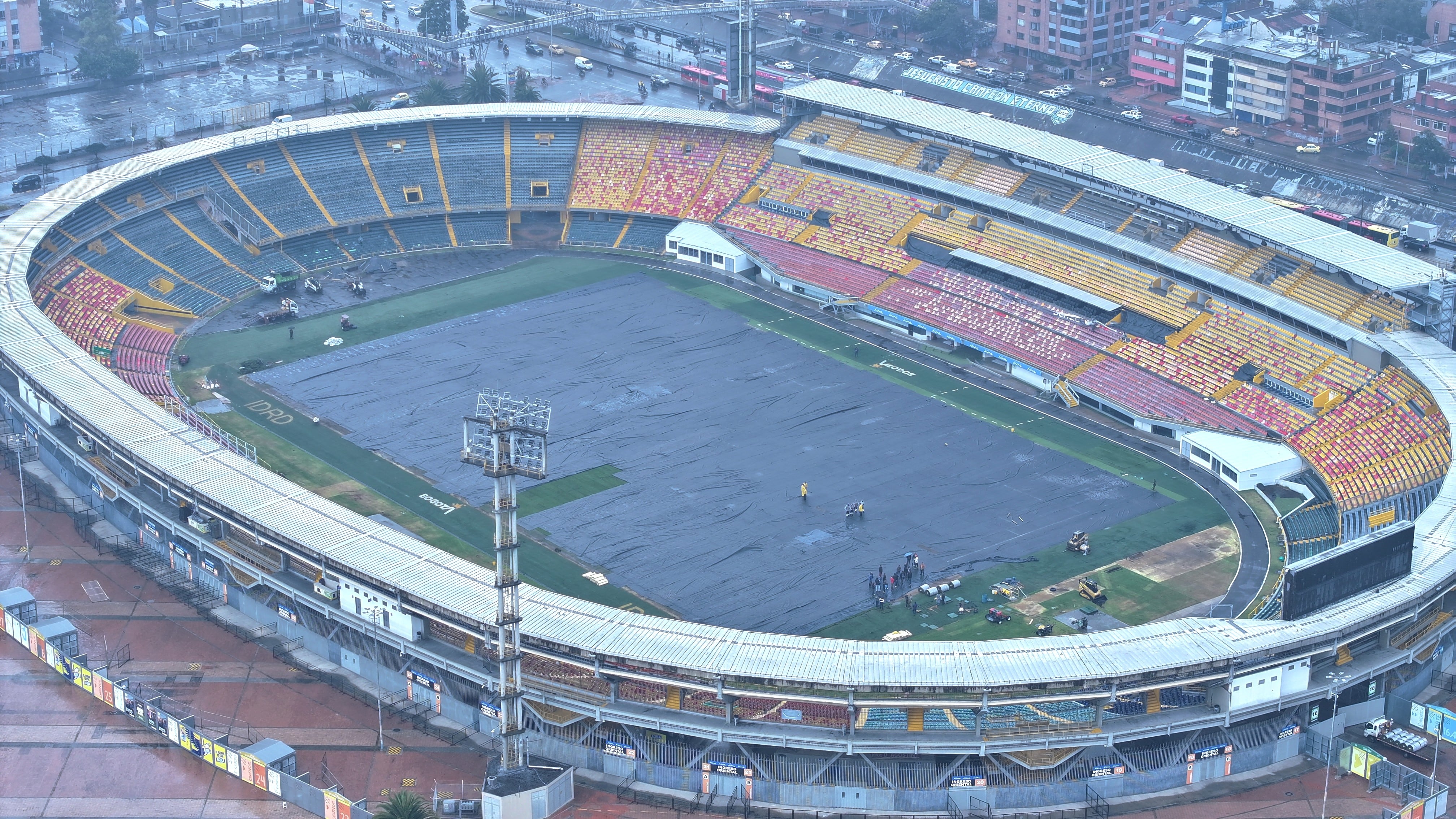 El estadio El Campín sigue bajo polémica porque los conciertos han afectado la gramilla y apartado los partidos de fútbol - crédito Contraloría de Bogotá