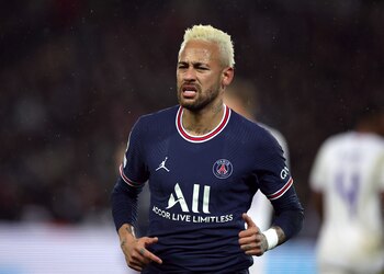 Neymar tiene contrato con PSG